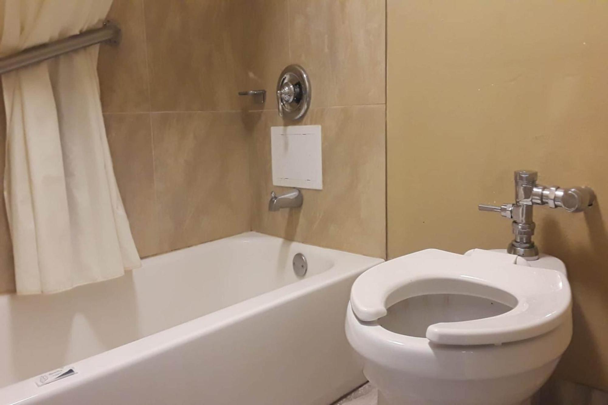Budgetel Inn&Suites Tallahassee Eksteriør bilde